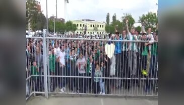 Timsah, İstanbul'a meşalelerle uğurlandı