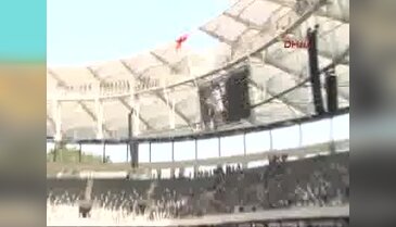 Vodafone Arena resmen açıldı