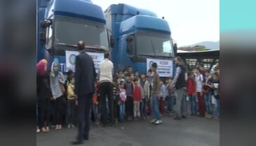 Bursa'daki Suriyeli öğrencilerden Bayırbucak'a yardım