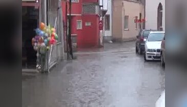 Bursa İnegöl göle döndü