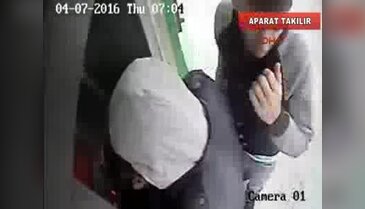 289 kişiyi soydular, 290 kişinin de bilgilerini ele geçirdiler