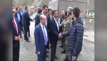 CHP heyeti güvenlik gerekçesiyle Yüksekova'ya giremedi