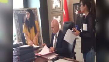 Mustafa Bozbey'den 'Adem ile Havva heykeli' açıklaması
