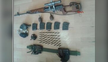 Güroymak'ta PKK'nın keskin nişancısı güvenlik güçlerine teslim oldu