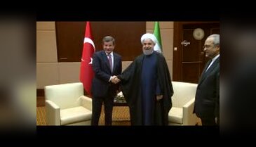 Başbakan Davutoğlu ile İran Cumhurbaşkanı Ruhani görüştü