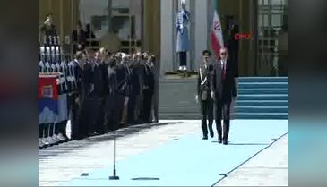 İran Cumhurbaşkanı Ruhani Cumhurbaşkanlığı Sarayı'nda