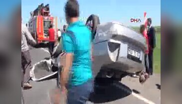 Hilvan'da otomobil devrildi: 6 yaralı