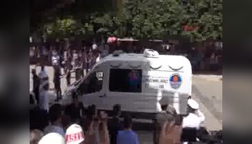 Şırnak'ta şehit olan Astsubay Murat Erdi Eker, Mersin'de son yolculuğuna uğurlandı