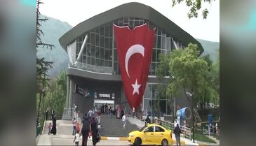 Bursa'da çocukların ücretsiz teleferik sevinci