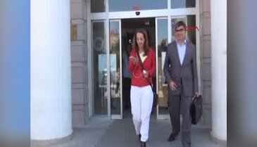 Cumhurbaşkanı'na hakaretle suçlanan gazeteci gözaltında