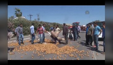Patates üreticilerinden yol kapatma eylemi