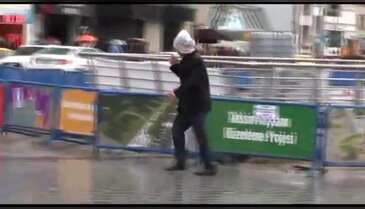 İstanbul'da bir anda başlayan yağmur
