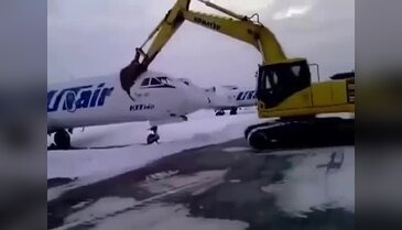 İşten atılınca uçağı parçaladı!