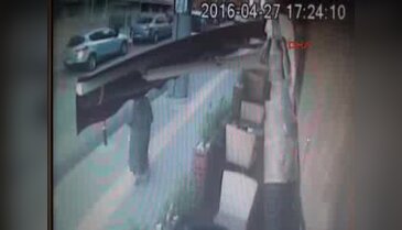 Bursa'da canlı bomba kendini böyle patlattı - 2