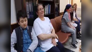 Ebeler, yıllar sonra doğum yaptırdıkları anneler ve bebekleriyle buluştu