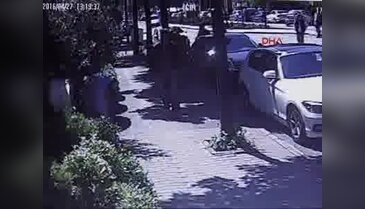 İstanbul'da kafe basıp ortalığı savaş alanına çevirdiler