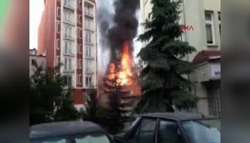 Kütahya'da 3 katlı binada patlama!