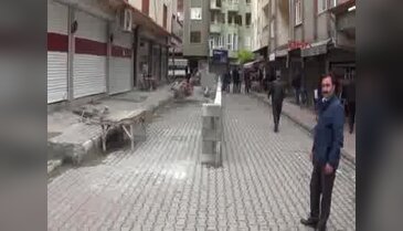 Belediyeye kızınca, yola bıraktığı arsasını geri aldı