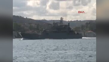 Rus Donanması'na ait savaş gemisi Karadeniz'e açıldı
