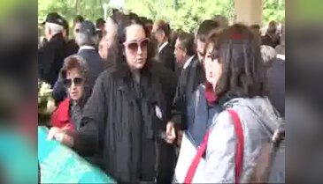 Devrimin son temsilcisine veda