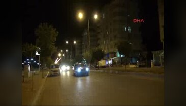 Kilis'e roketatarlı saldırılara tencere-tavalı protesto
