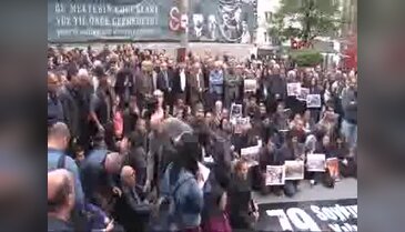 1938'de Tunceli'de ölenler için Beyoğlu'nda anma