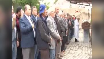 Kalp krizinden ölen liseli gözyaşlarıyla uğurlandı