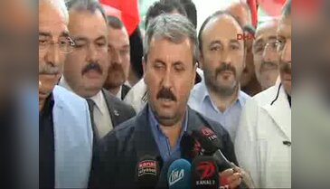 BBP lideri Destici, Esenboğa'da açıklamalarda bulundu