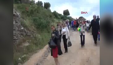 Spil'deki Hacet Dede türbesinde Hıdrellez yoğunluğu