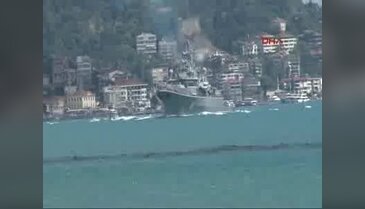 İkinci rus savaş gemisi de Boğaz'dan geçti