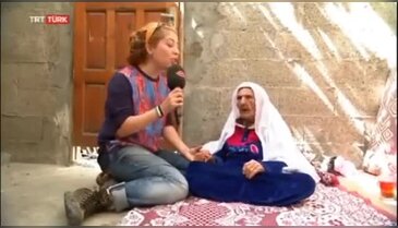TRT muhabirini ısıran 110 yaşındaki nine