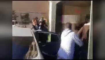 Can Dündar'a saldıran zanlı emniyete getirildi