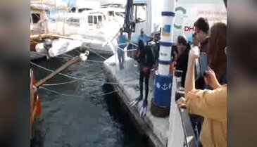 Sezon öncesi Marmaris'te deniz dibi temizliği