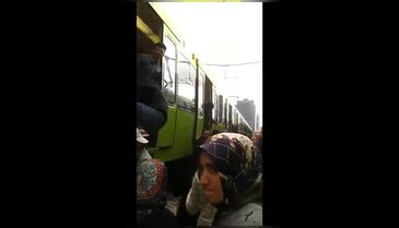 Bursa metrosunda bir rezalet daha!