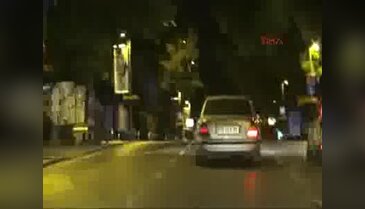 Bağdat Caddesi'nde yürekleri ağıza getiren otomobil