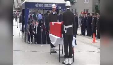 Bursa'da anneler gününde şehit oğlunu toprağa verdi!