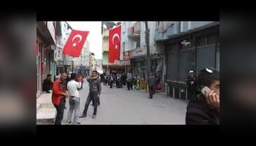 Bursa şehidini bekliyor!