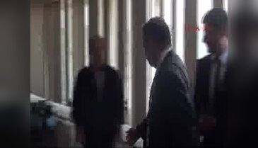 MHP'li Özdağ: düşük profilli adam aramıyoruz yüksek karakterli genel başkan arayışı içerisindeyiz