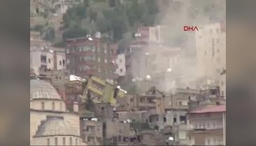 Şırnak'ta operasyonlar 2 mahallede devam ediyor