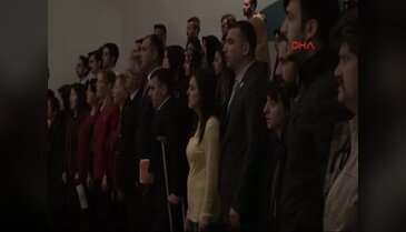 Öğretmenler, engelli öğrencileriyle halk oyunları ekibi kurdu