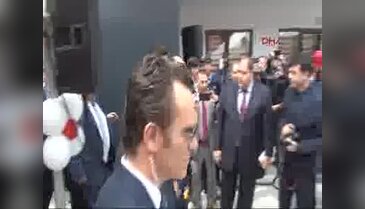 Müezzinoğlu: Ak Parti milletin partisidir ve Erdoğan bu milletin lideridir