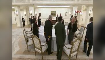 Davutoğlu, Yüksek Yargı mensuplarıyla akşam yemeği yedi
