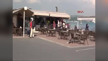 Dolmabahçe Sarayı bahçesinin duvarına bırakılan şüpheli çantadan klarnet çıktı
