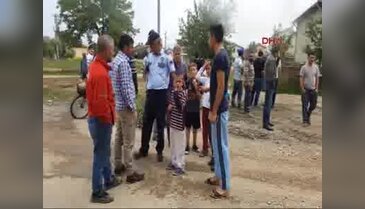 Çakmakla oyun evi yaktı