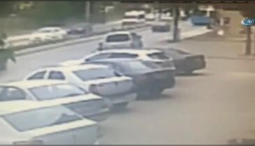 Bombalı aracı böyle bıraktı: Patlama anı kamerada