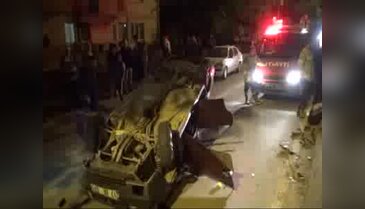 Refüje çarpan otomobil takla attı