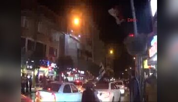 Bursa İnegöl'de Beşiktaşlılar sokağa döküldü