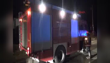 Hurda araçlar yandı