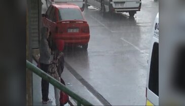 Bursa'yı sağanak vurdu!