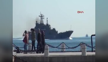 Rus savaş gemileri Karadeniz yolunda